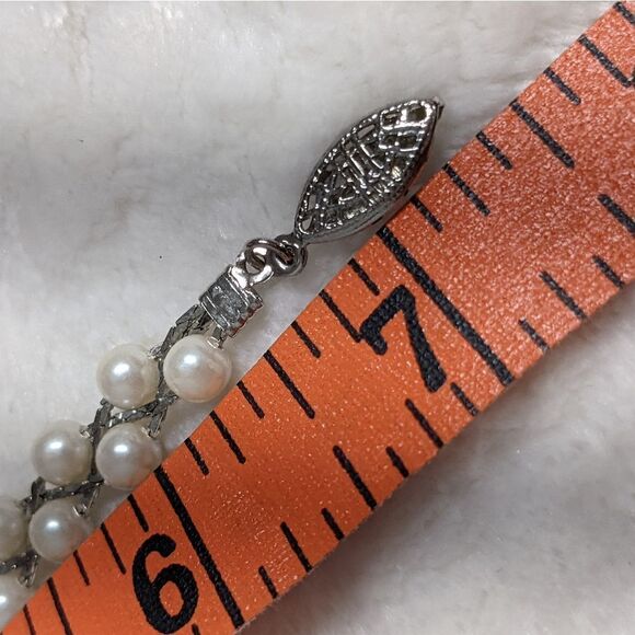 Vintage 90's Weaved Double Strand Faux Pearl Rhodium Plated Bracelet - Picture 7 of 10